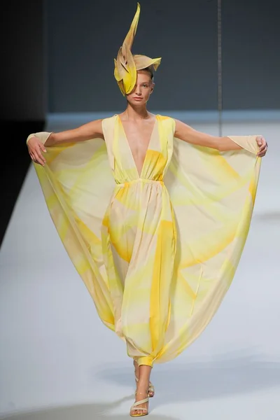 Look 37